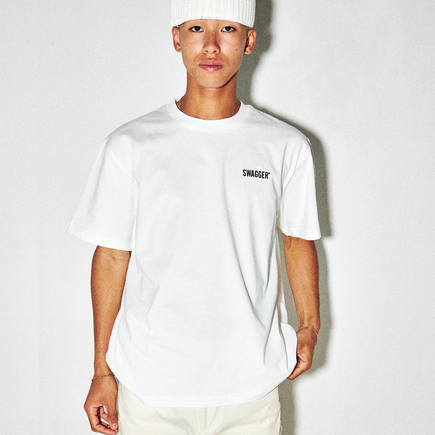 CHEST LOGO T-Shirt WHT