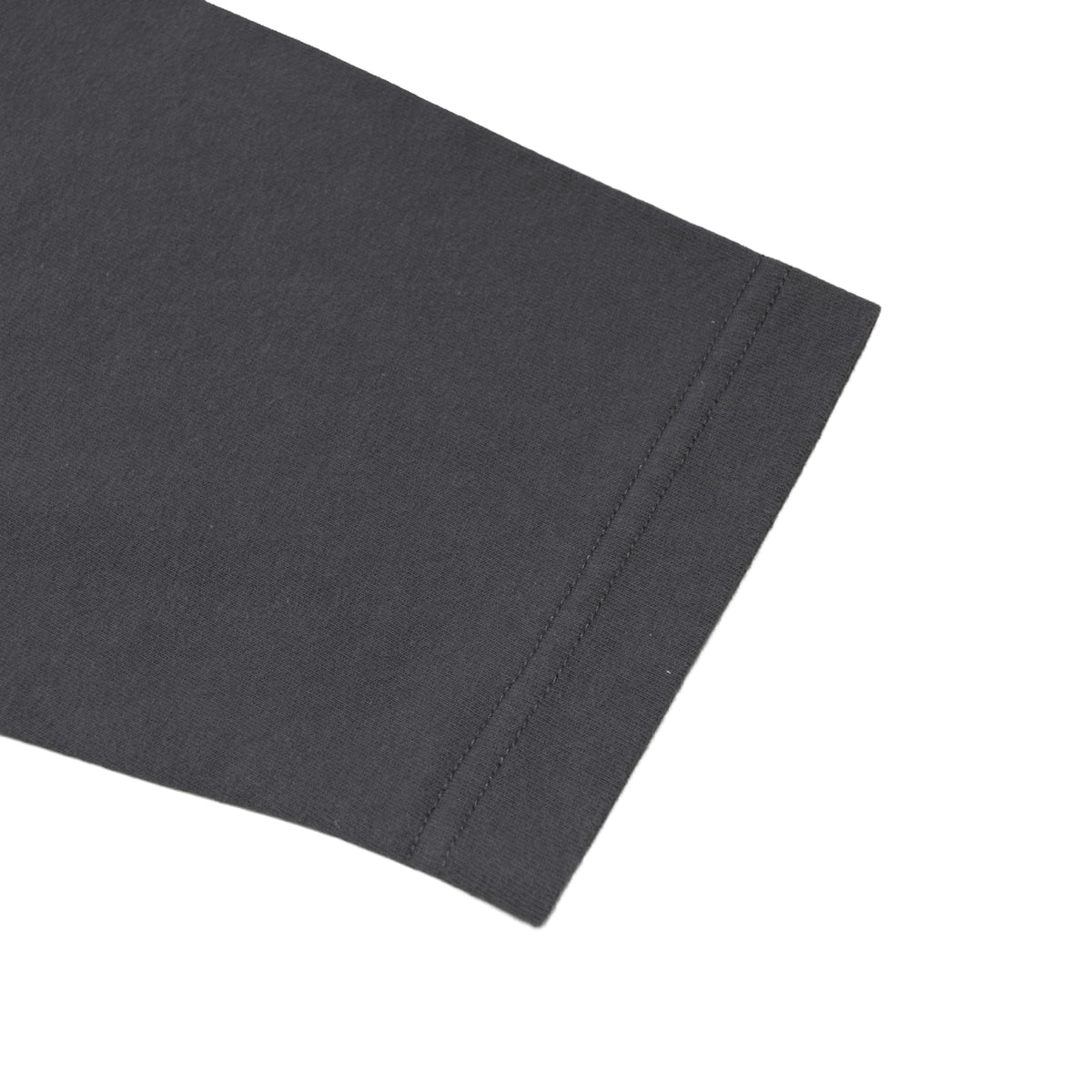 Sleeve Logo LS Tee (C.Gray)
