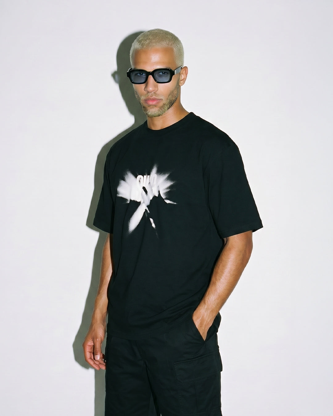 Hands of Light Wide Tee <Black>