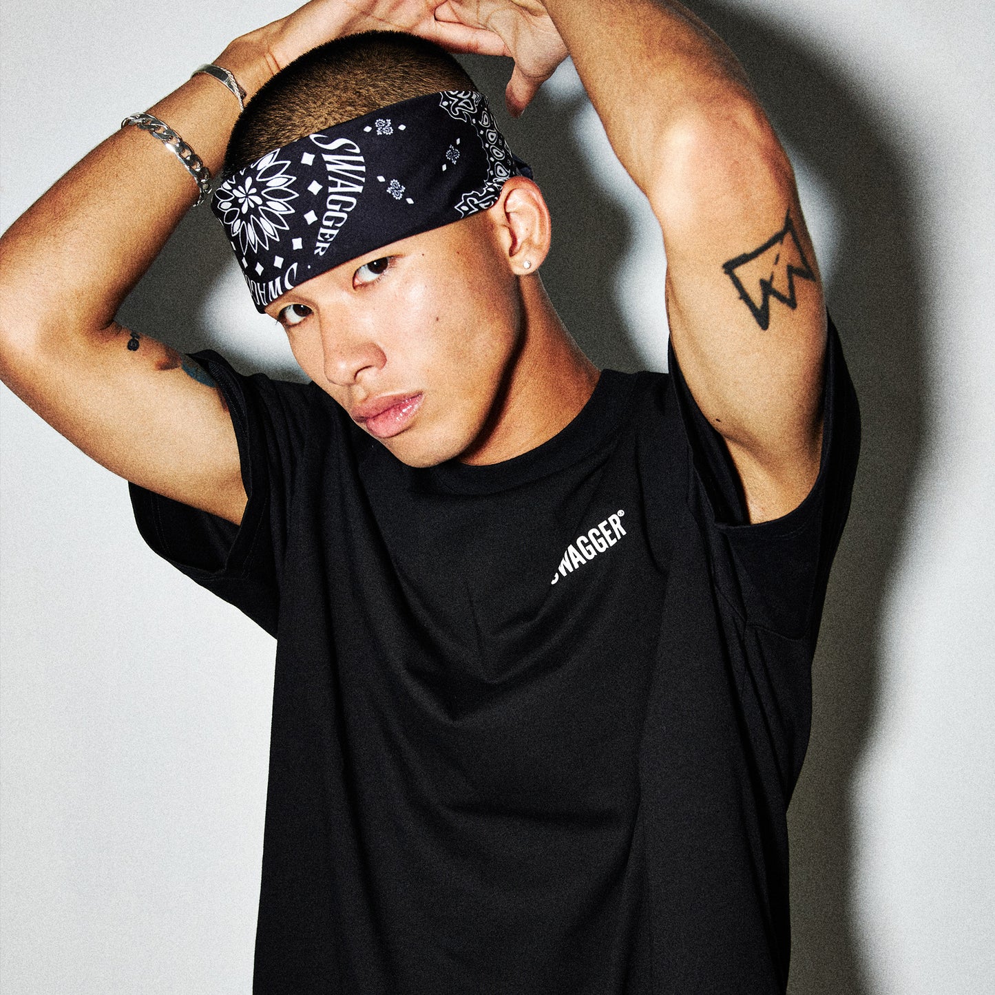 CHEST LOGO T-Shirt BLK