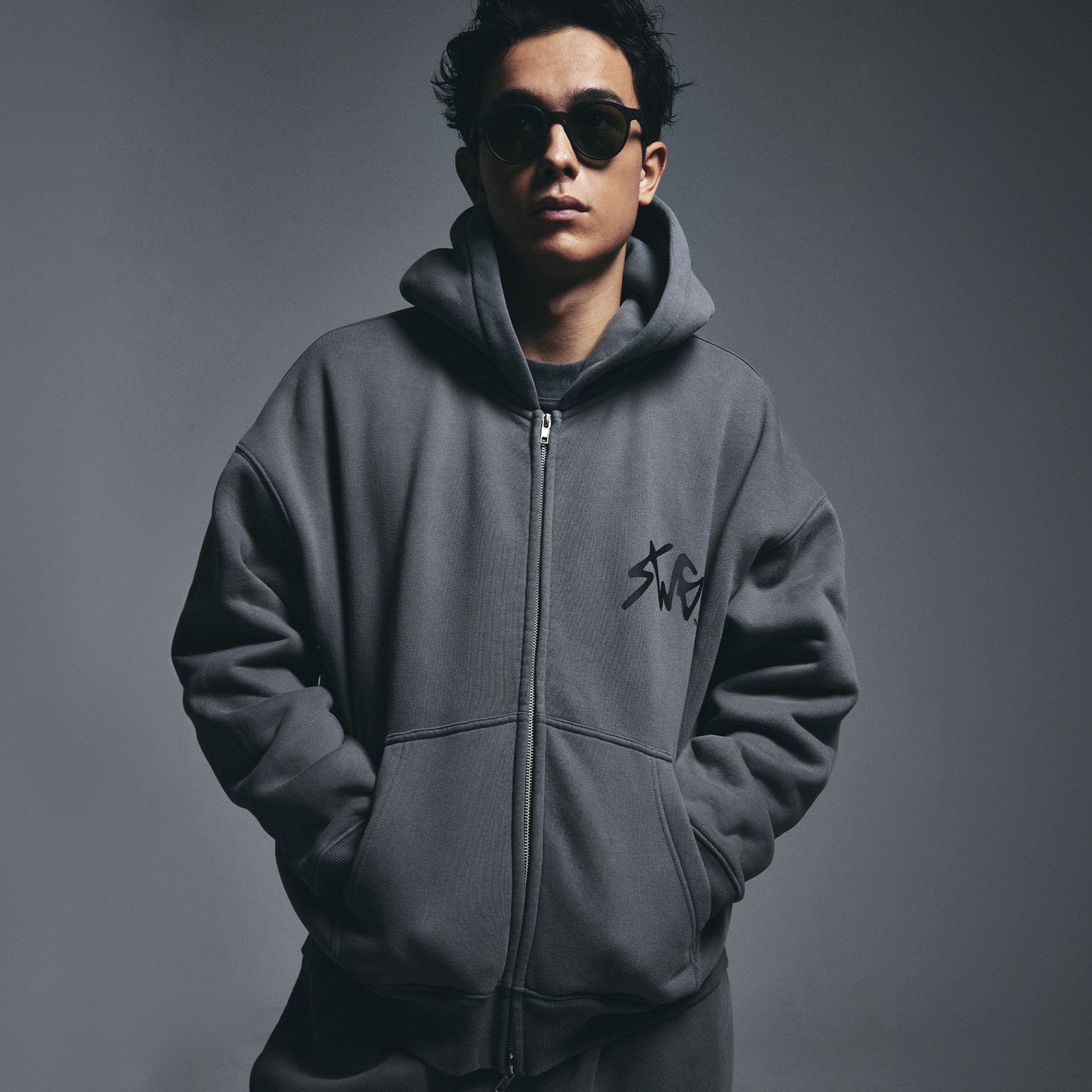 SWG SIGNATURE LOGO HOODIE GRAY