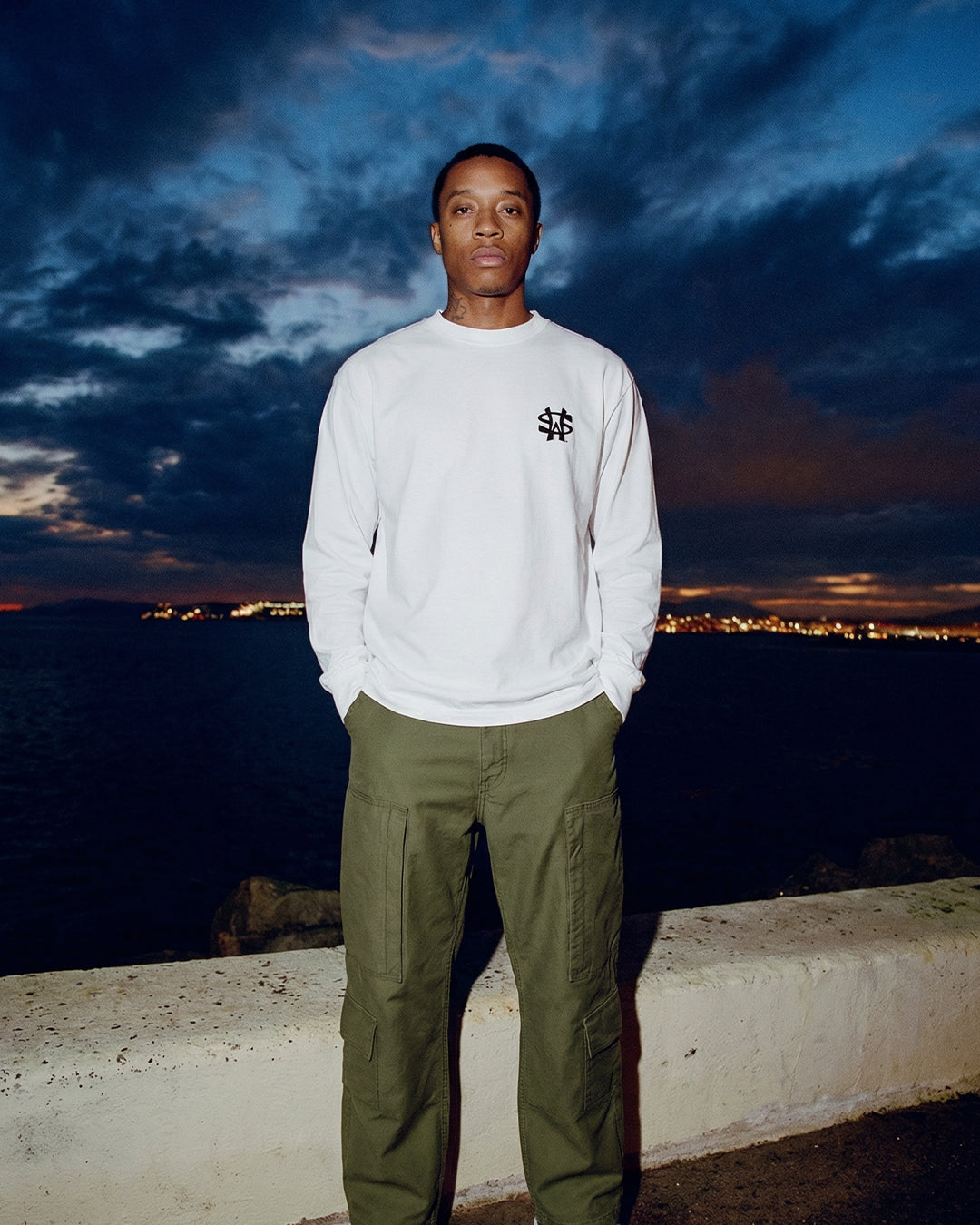 SW Logo LS Tee <WHITE>