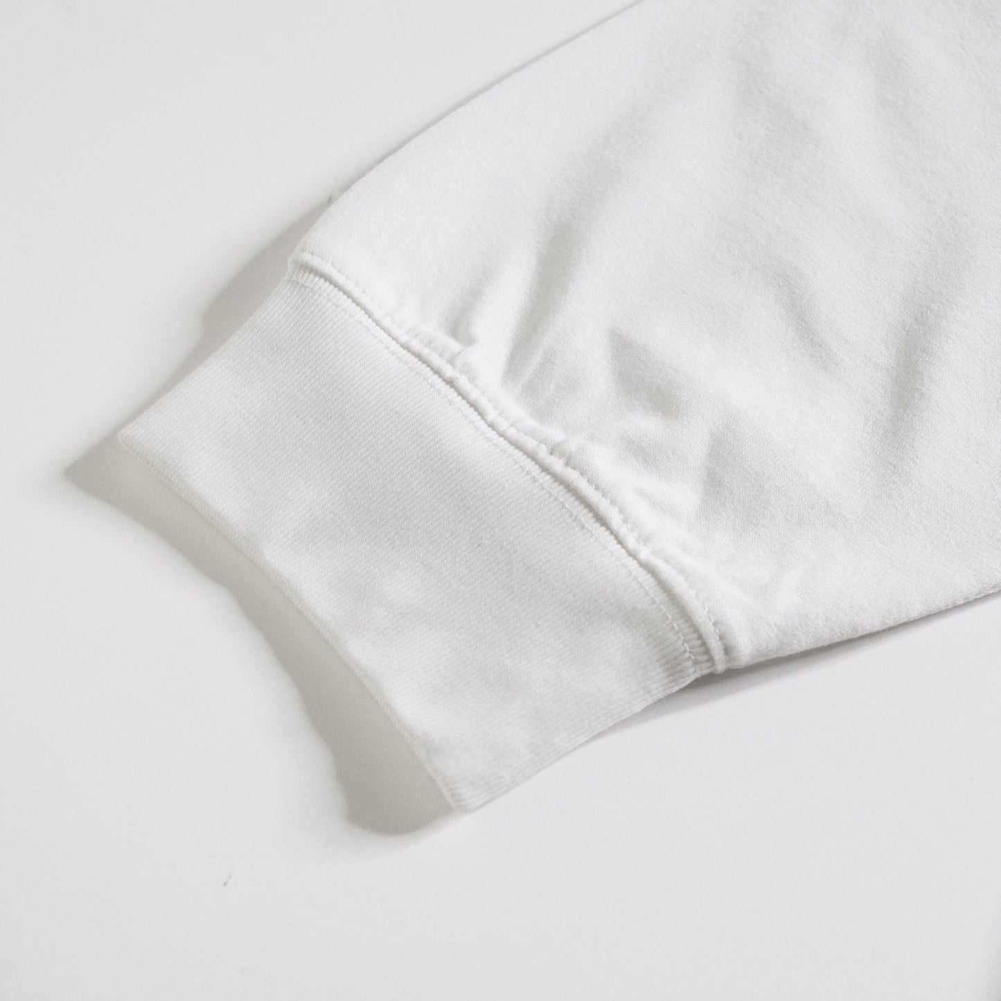 SWG SIGNATURE LOGO LT-SHIRT WHITE